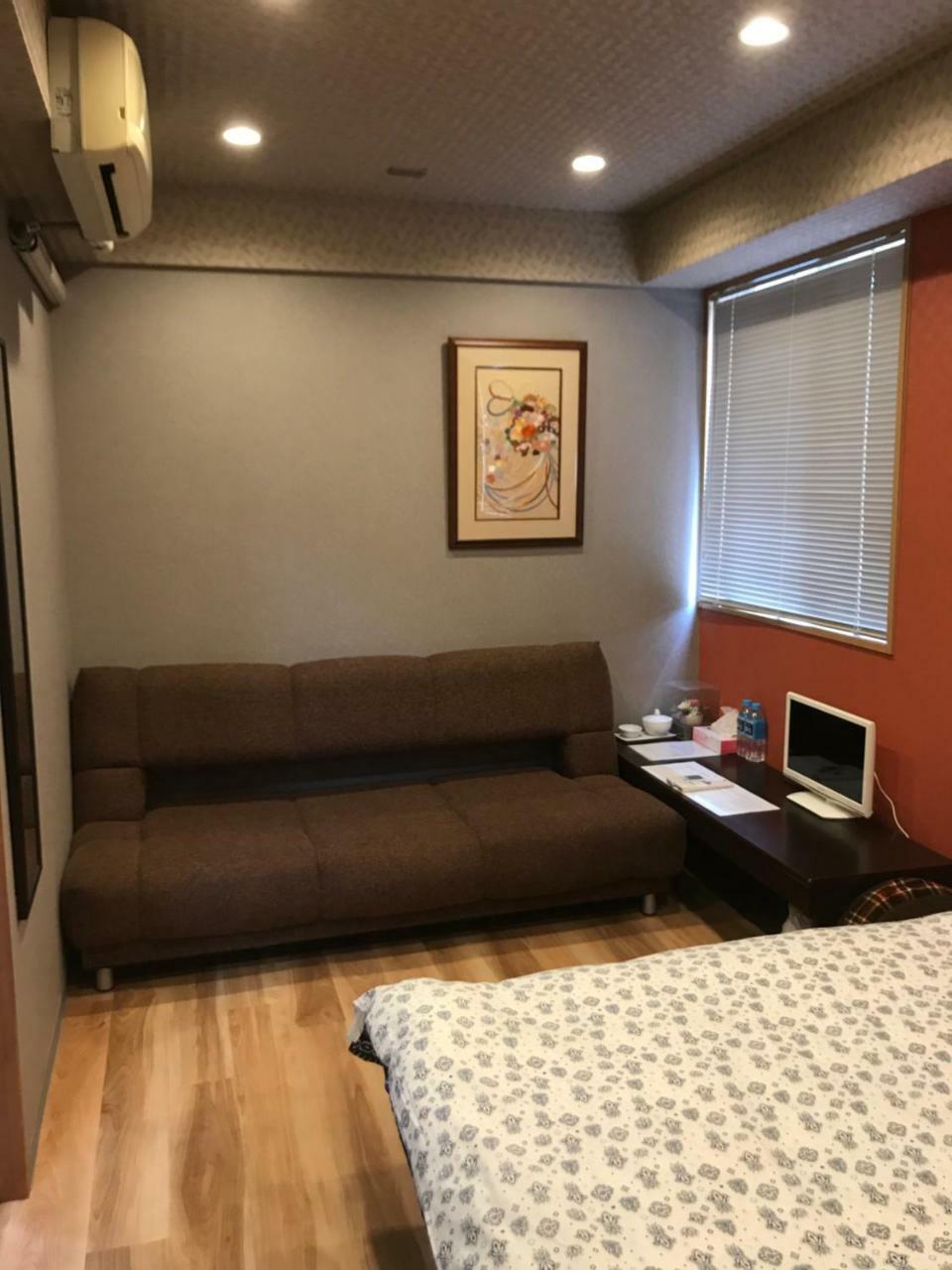 Career Cooporation Hotel Osaka Eksteriør billede