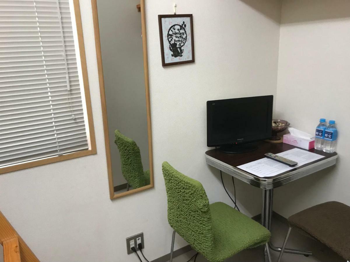 Career Cooporation Hotel Osaka Eksteriør billede